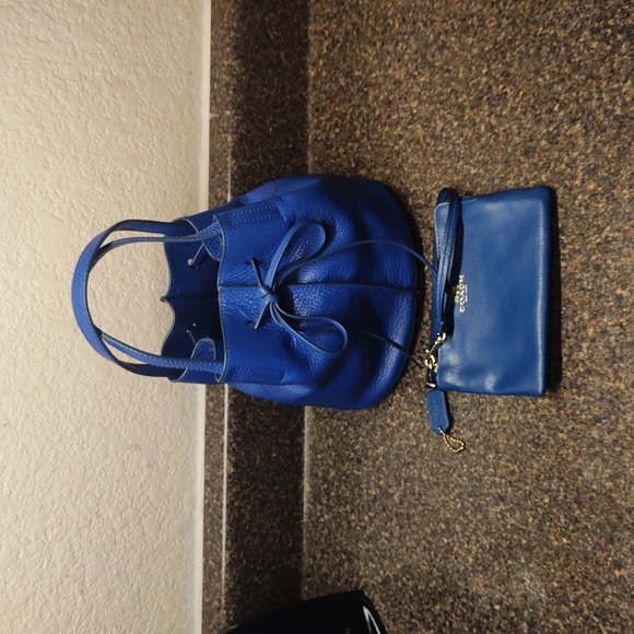 SOLD - Bundle!🔥 COACH & Banana Republic Purse & Wristlet *READ!* Final Price - Picture 2 of 13